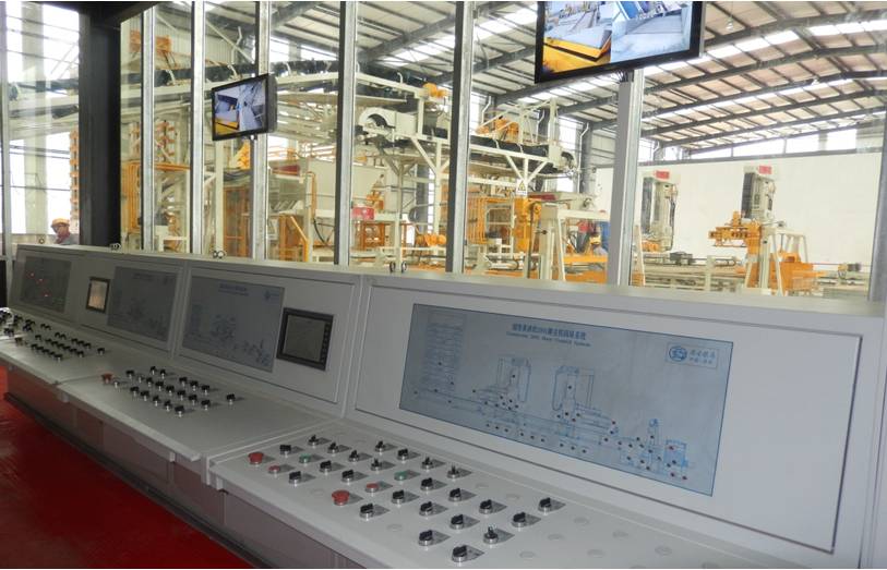 空心砖制砖机、多孔空心砖机中央电器控制室