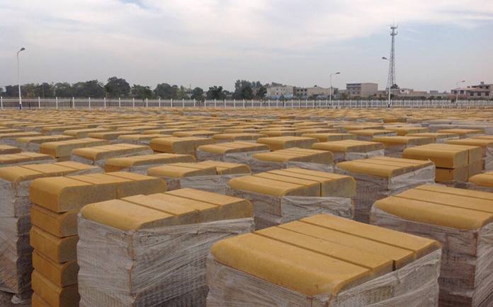 全自动路沿石砖机解决方案