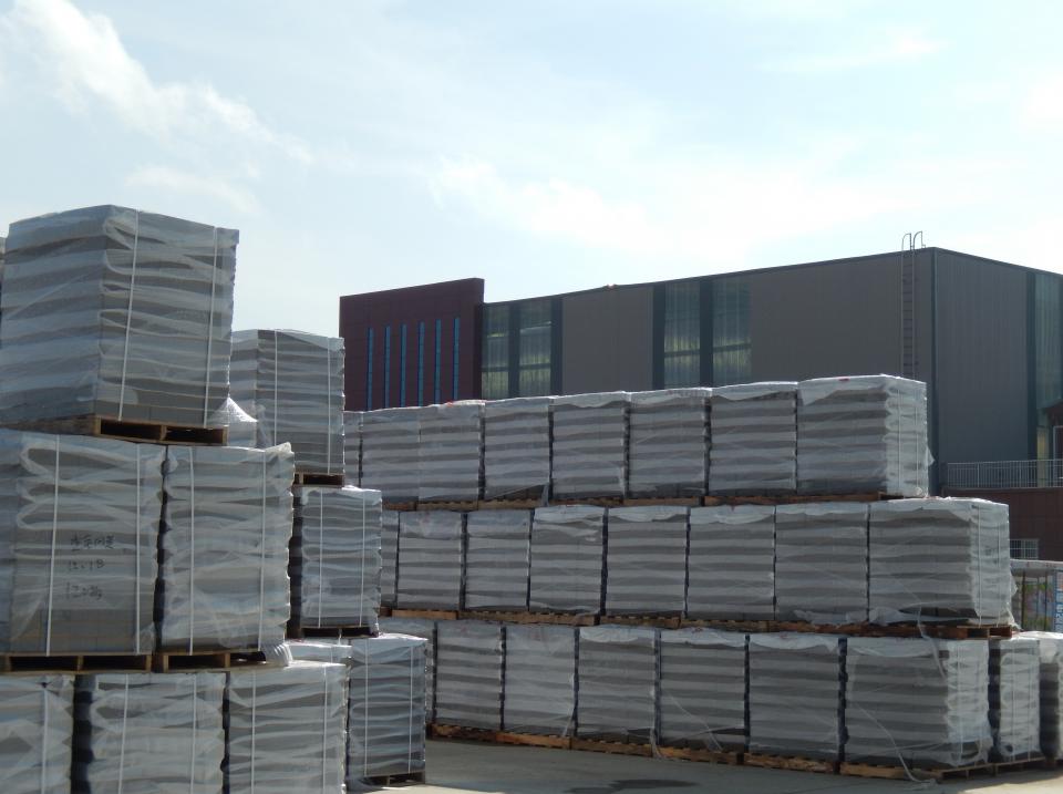 混凝土砌块成型机