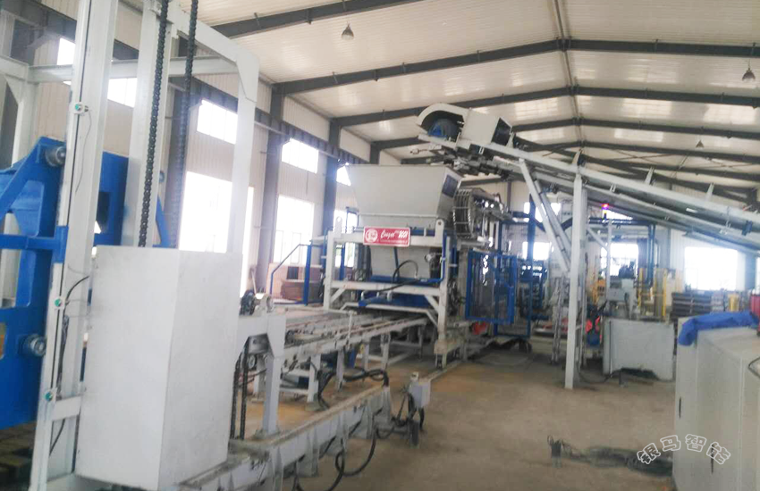 全自动建筑垃圾制砖机:为一城环保,择一地终老