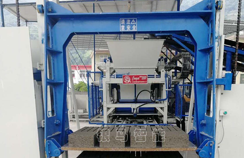 水利免烧砖机振动系统以及其调节阀防堵办法!