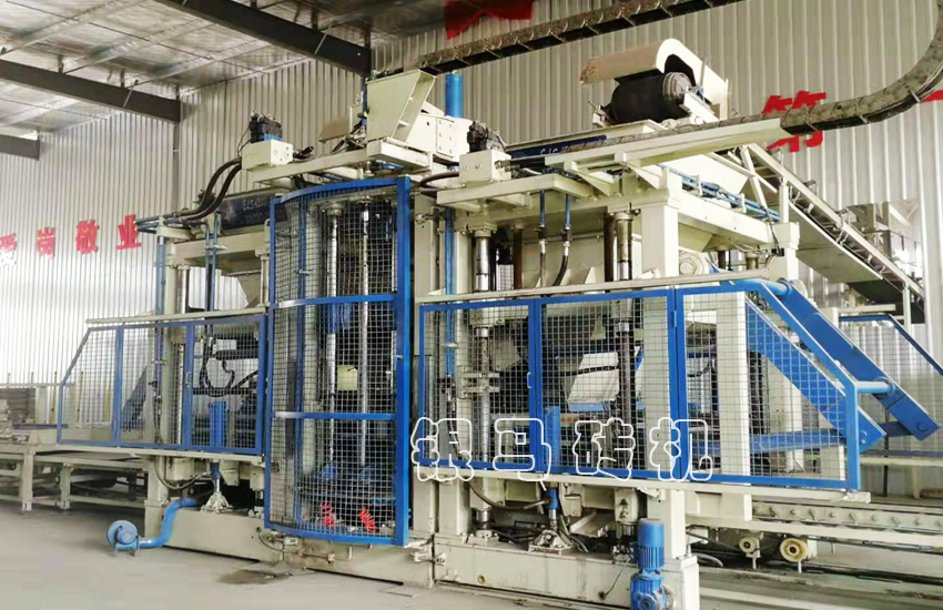 全自动免烧砖机:电蚀的成因及危害你了解多少?